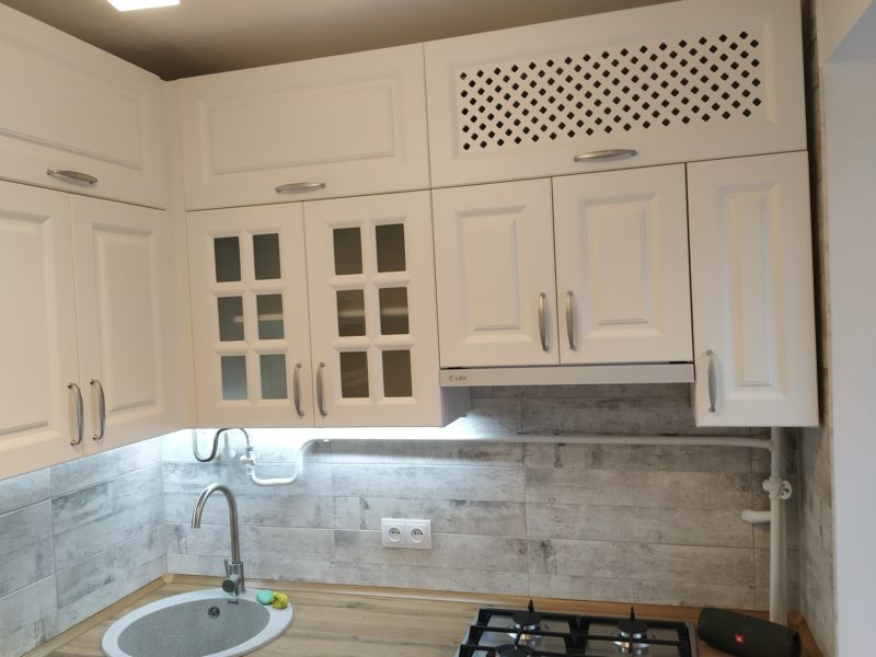 Спокойные тона для кухонного гарнитура